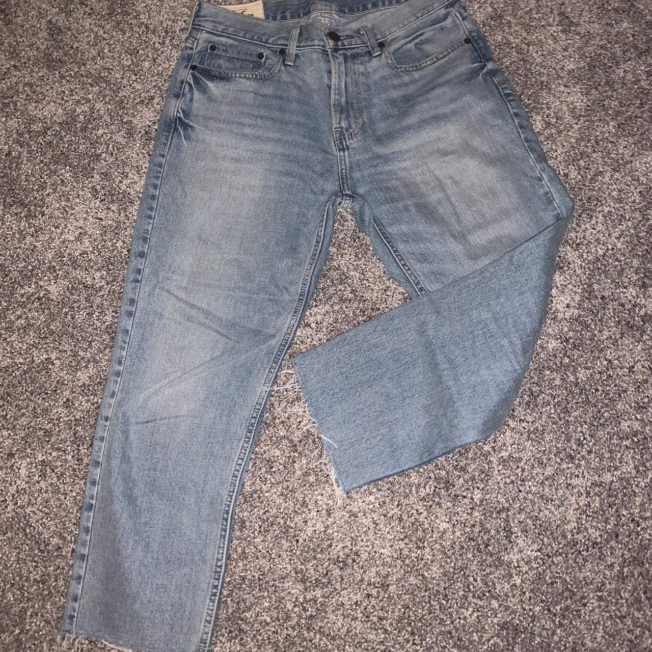 Size 8 hotsell in hollister jeans