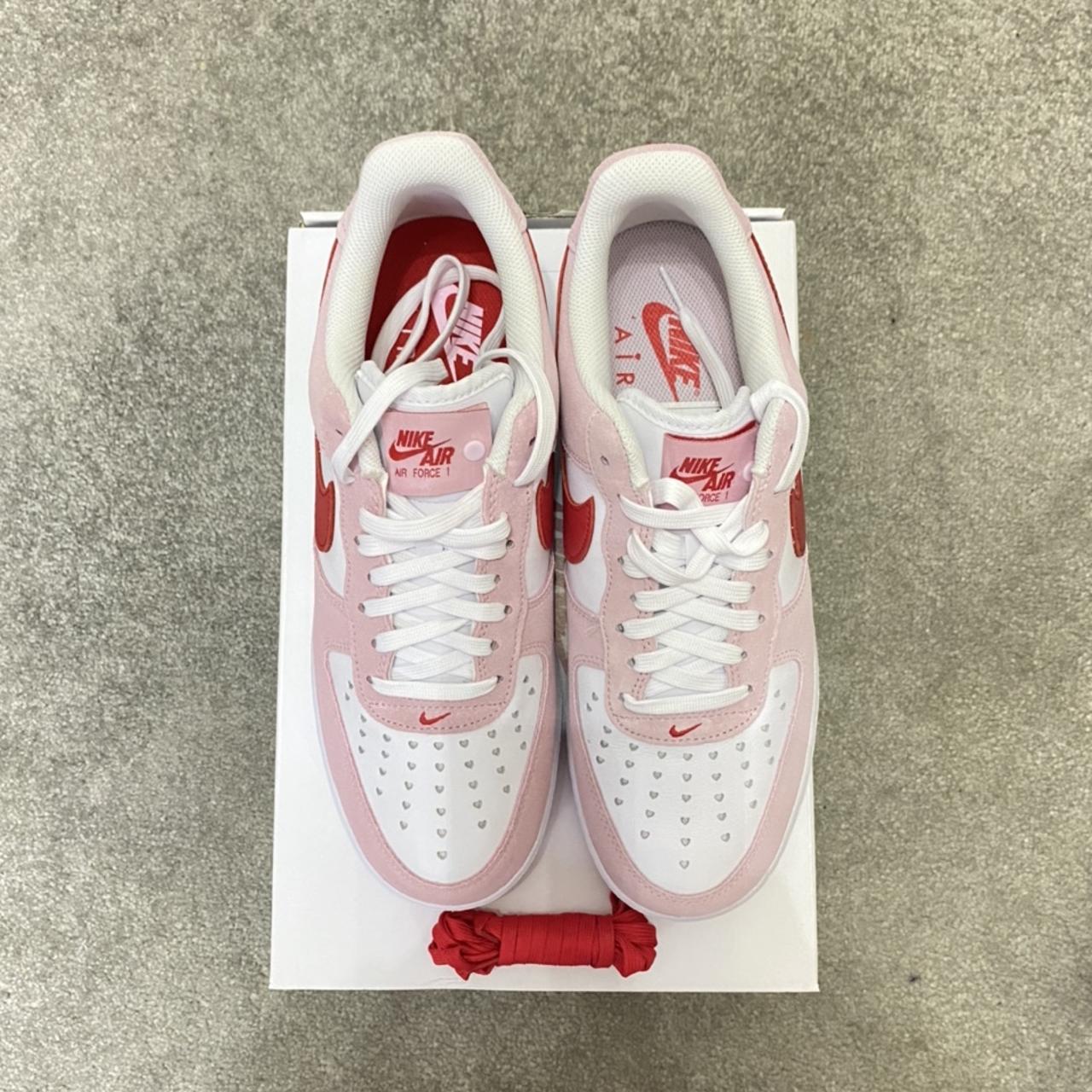 nike air force with letters