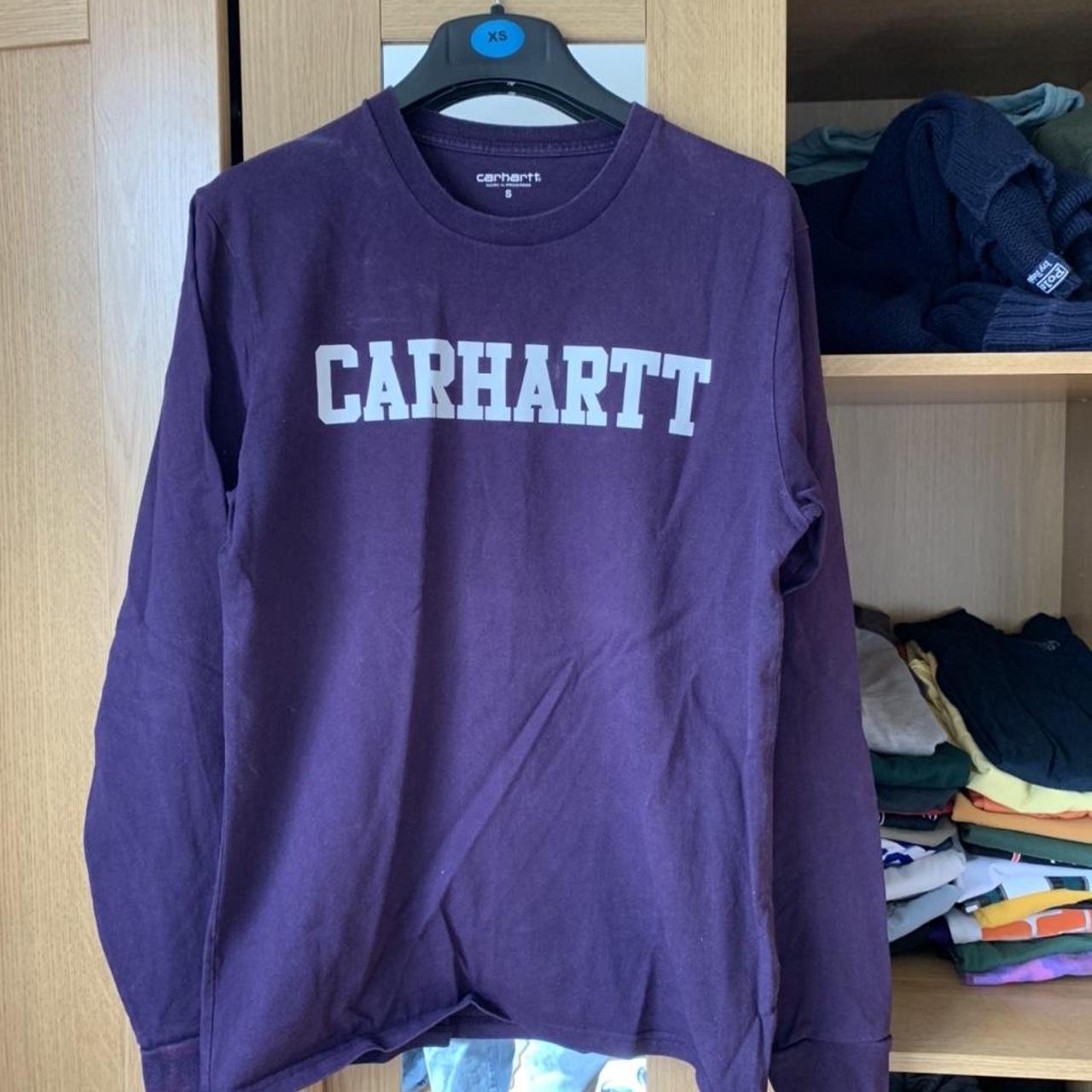 Carhartt WIP Men's Purple and Navy T-shirt | Depop