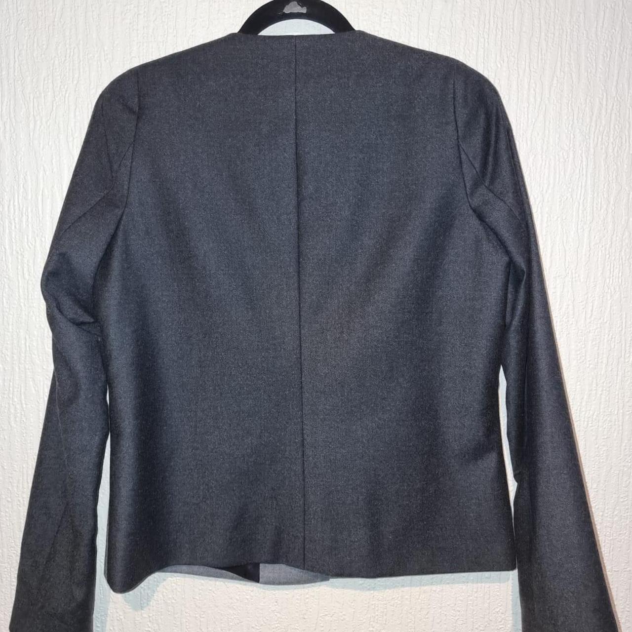 Jaeger Women's Grey and Black Jacket | Depop