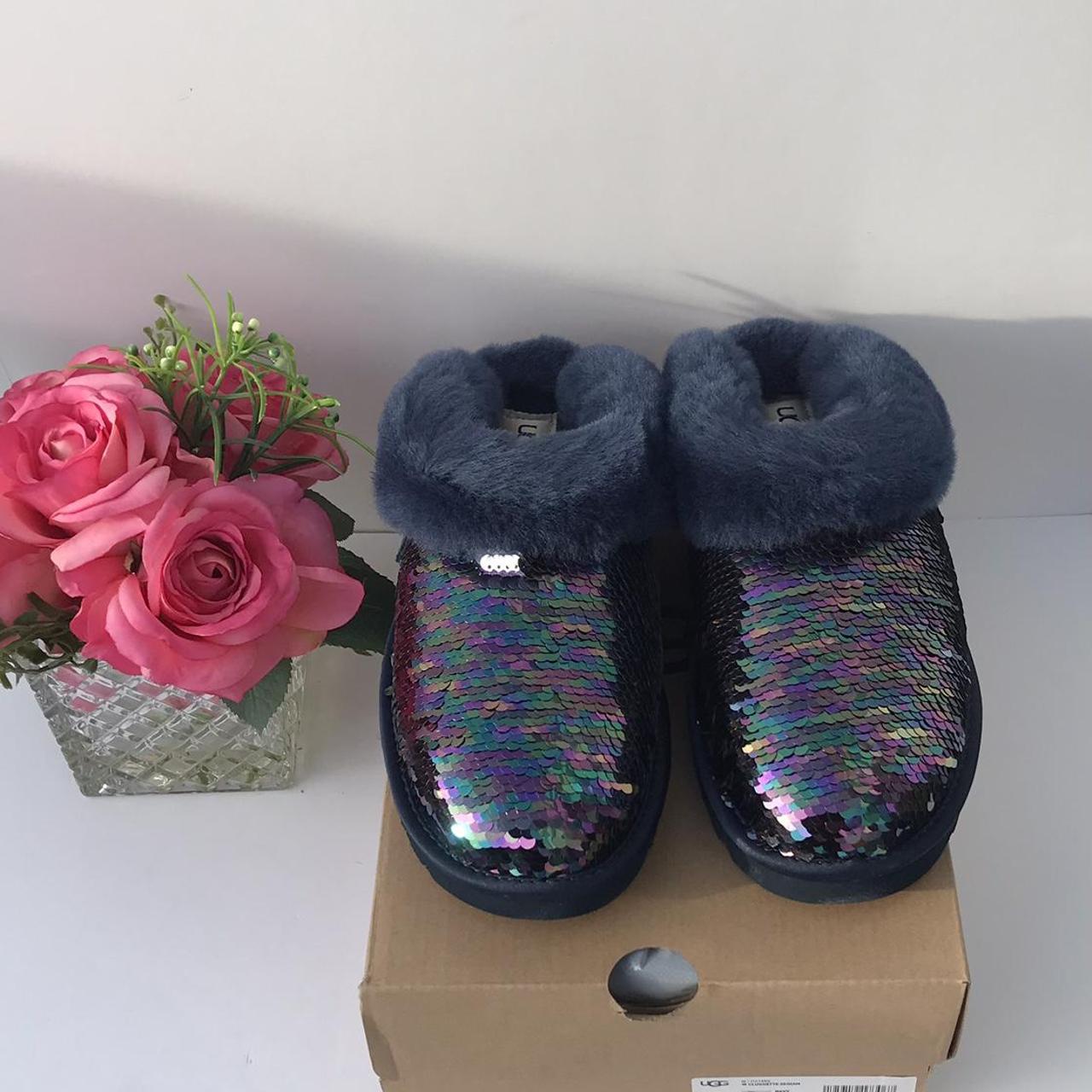 UGG Cluggette Sequin, New in a box , Check holographic