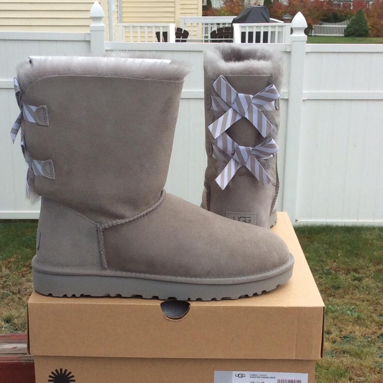 Ugg bailey shop bow seal