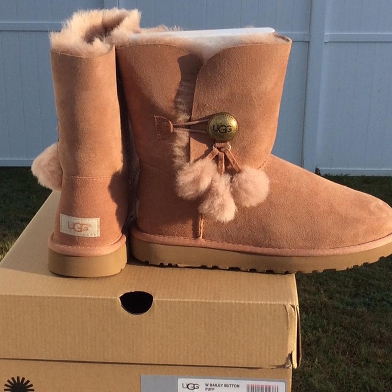 W bailey deals button puff uggs