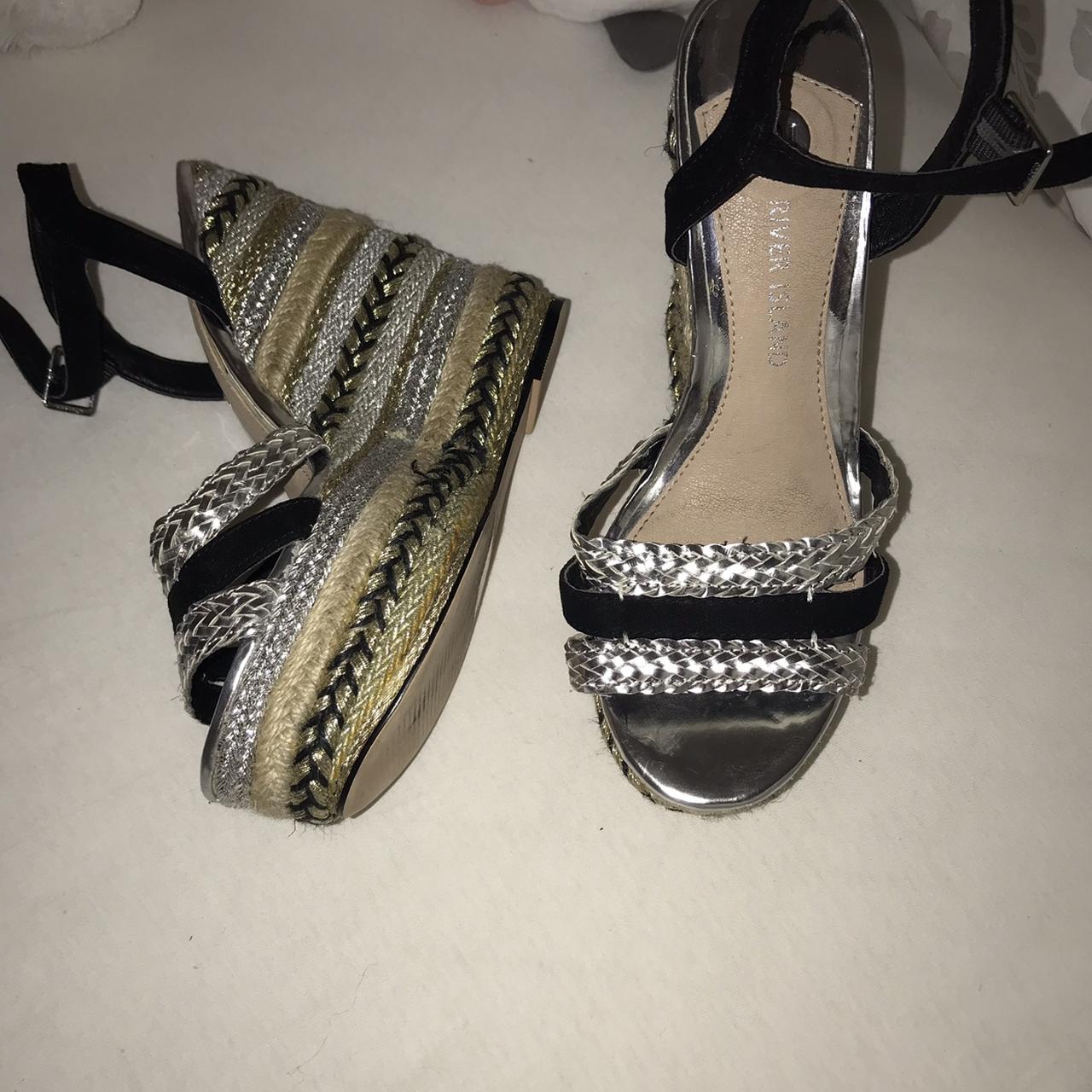 River island wedges Size 5 Worms once Very comfy... - Depop