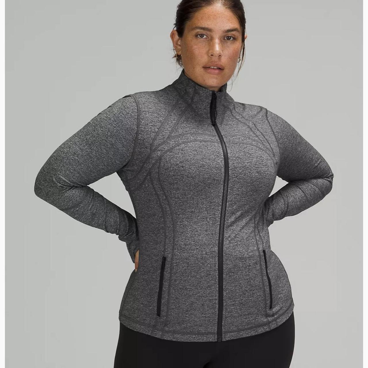 Lululemon Define Jacket in Heathered Gray Size 8 - Depop