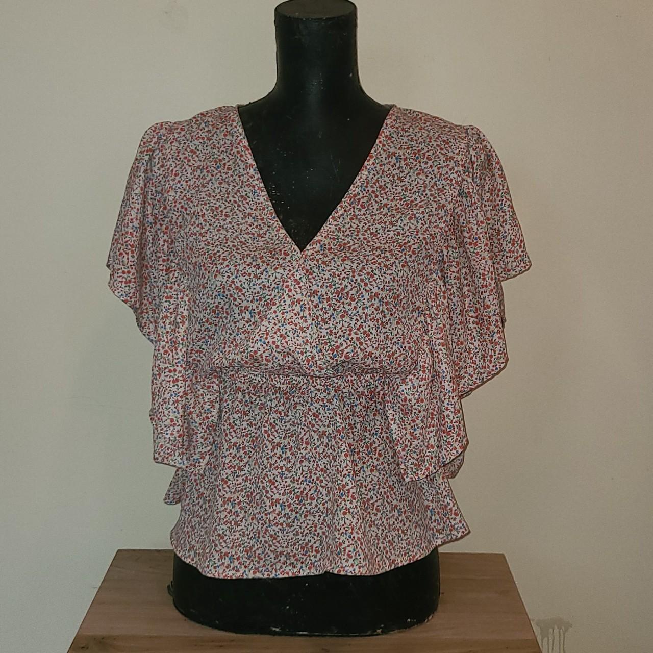 Product Image 1 - Sweet floral Rokoko blouse with