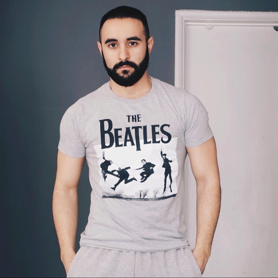 Vintage Beatles shirt. I am 5”8 and 140 pounds and... - Depop