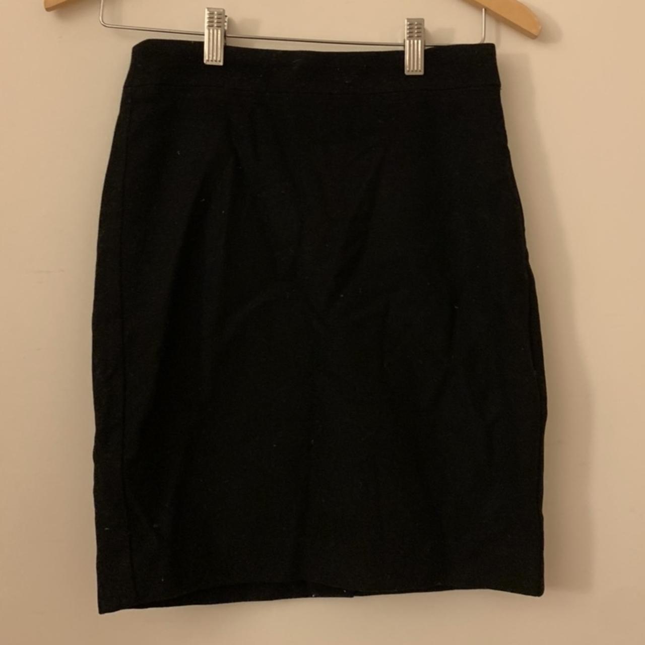 J Crew Pencil Skirt -brand new -must be lint... - Depop