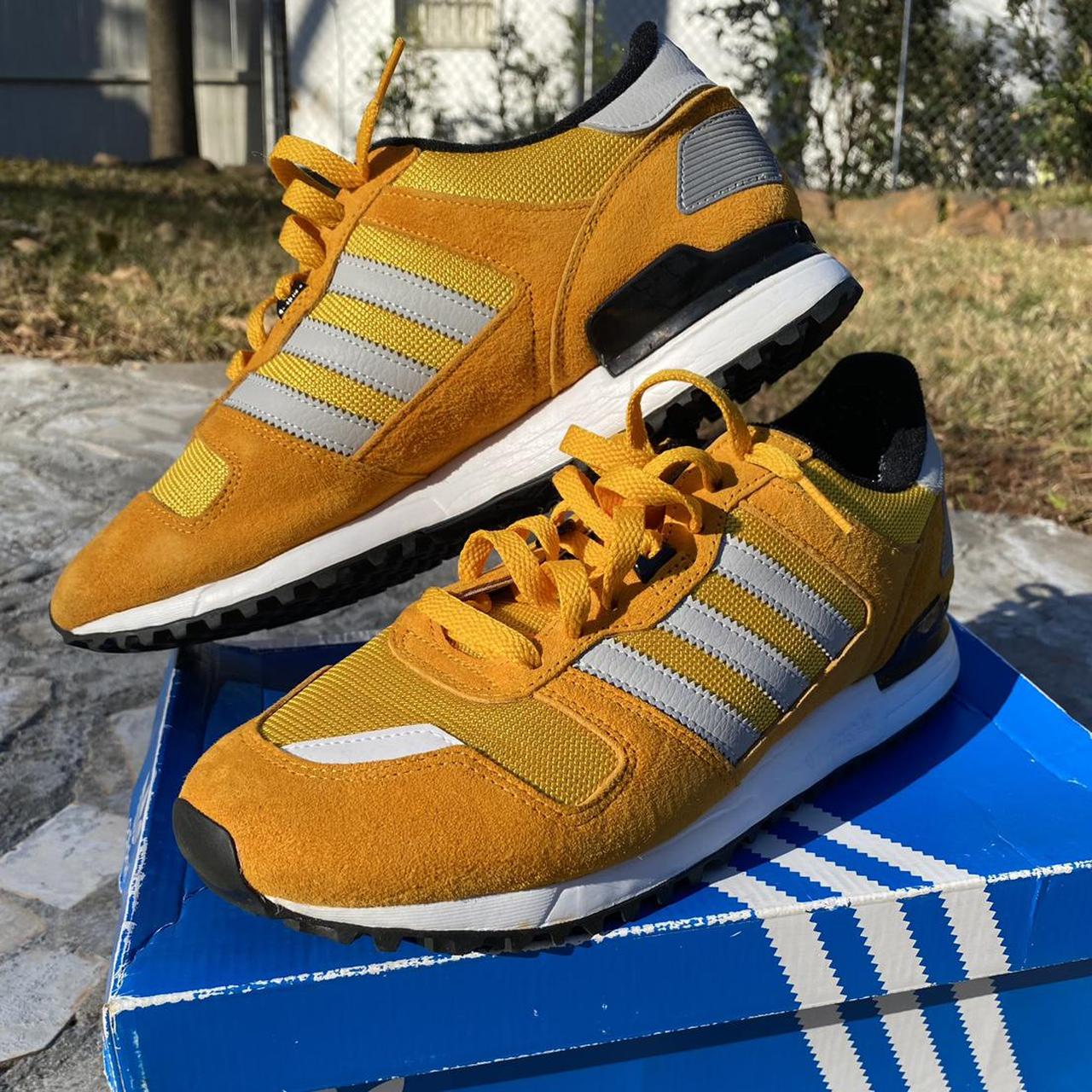 Adidas zx 2025 700 gold