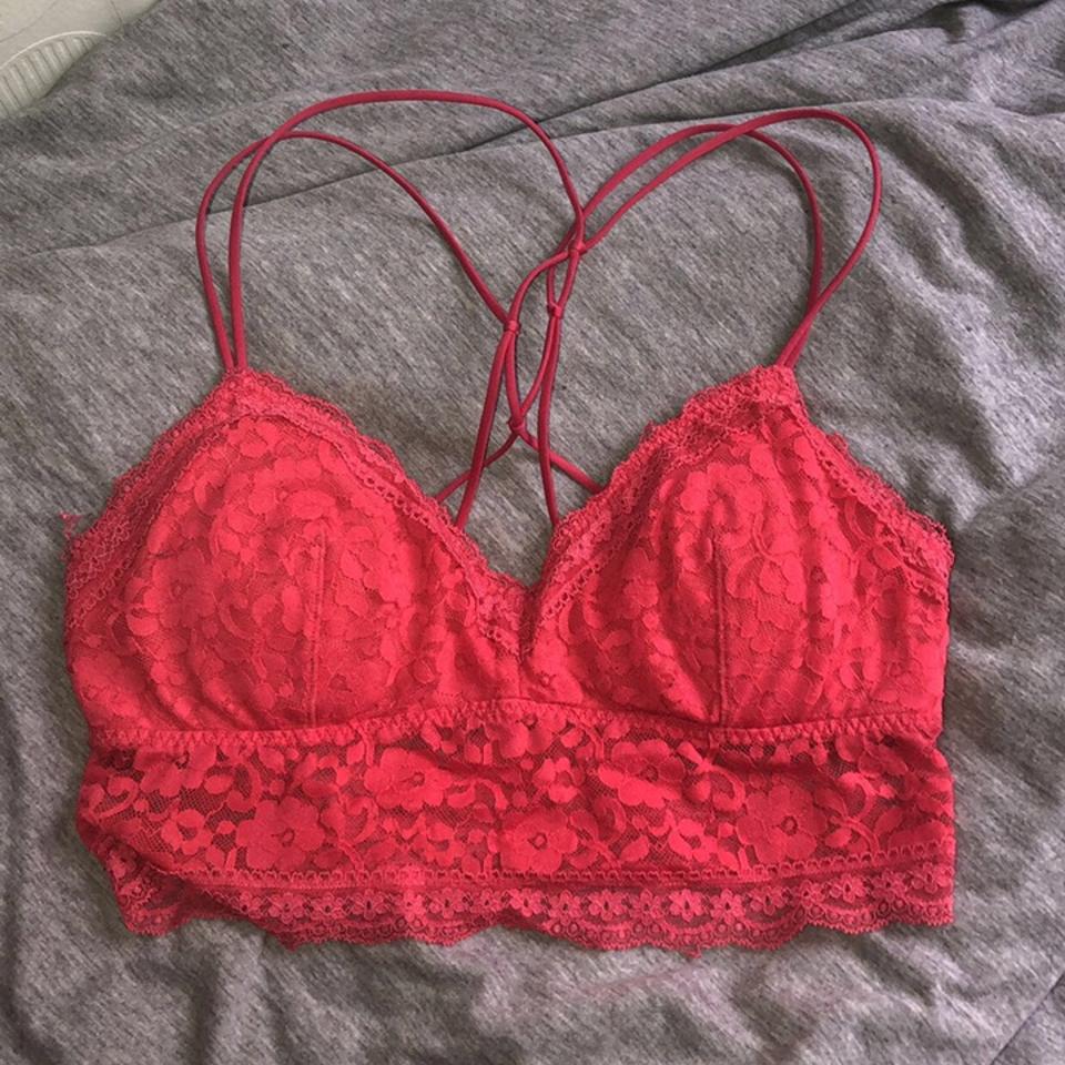 Hollister (Gillyhicks) lace bralette Size S Worn - Depop