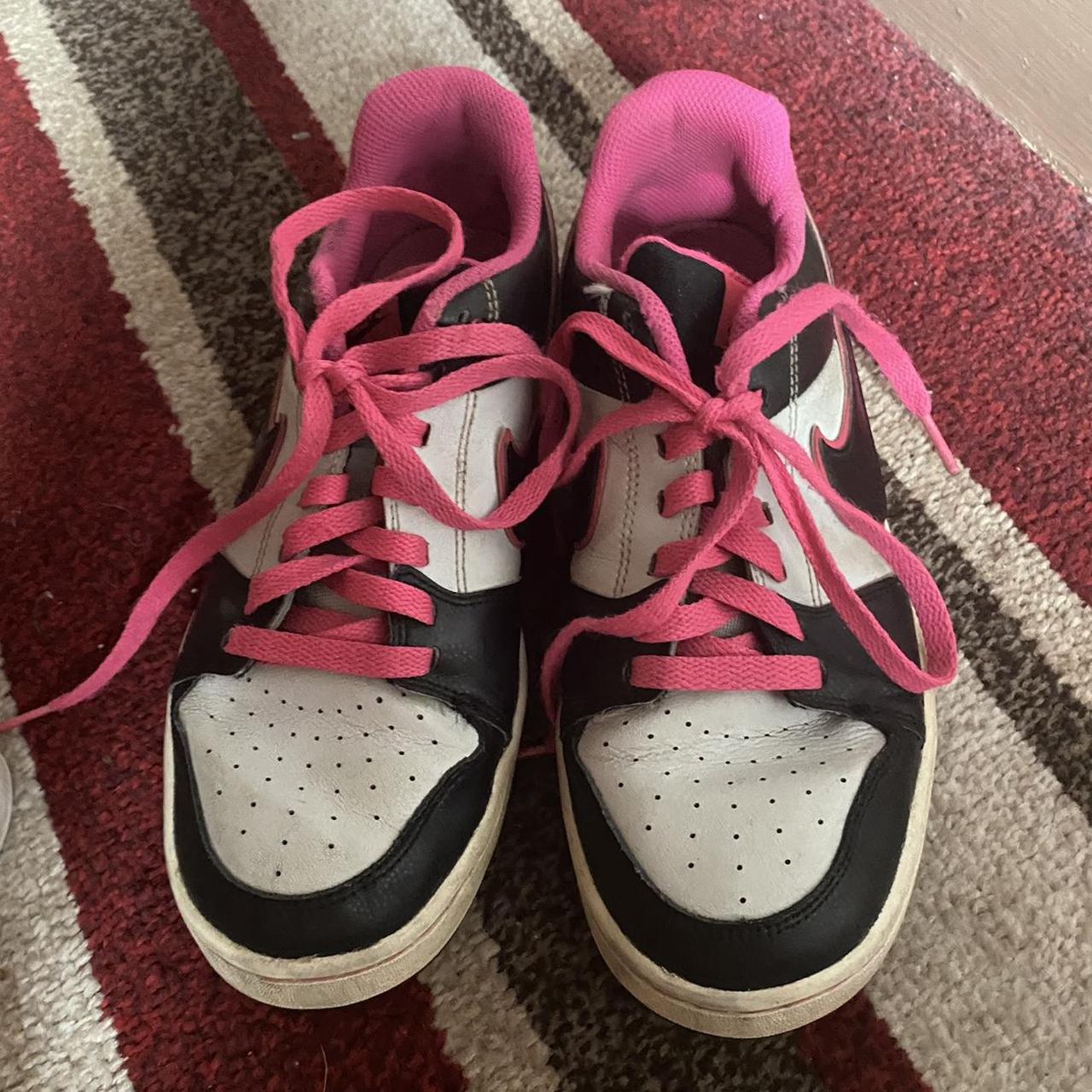 classic nike trainers