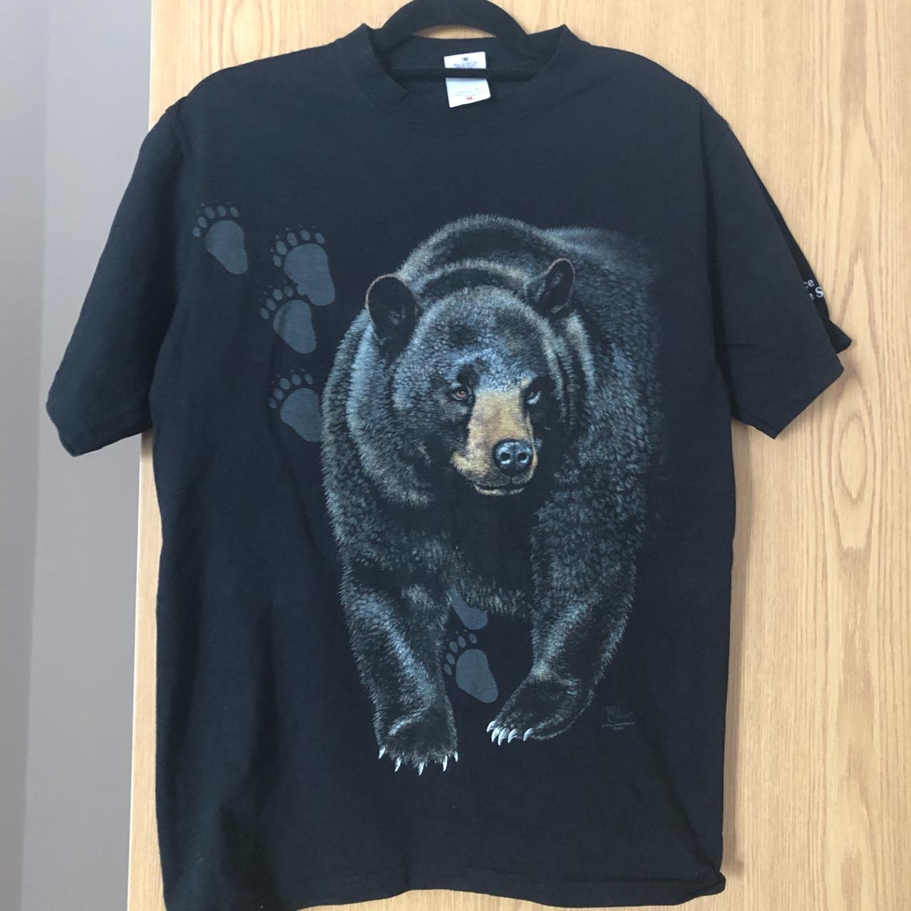 Adorable vintage black bear, wildlife t shirt. Size... - Depop