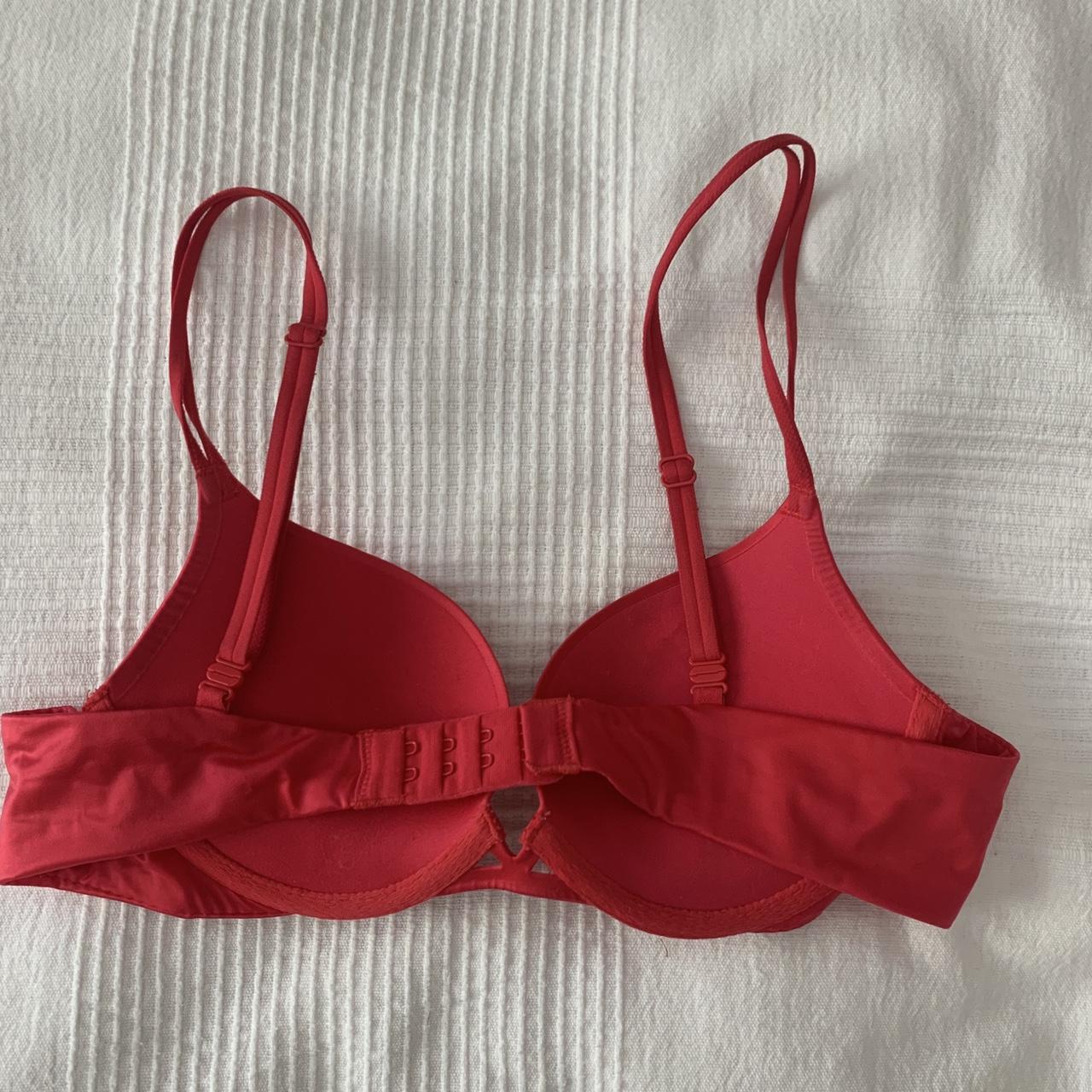 Women's Red Bra | Depop