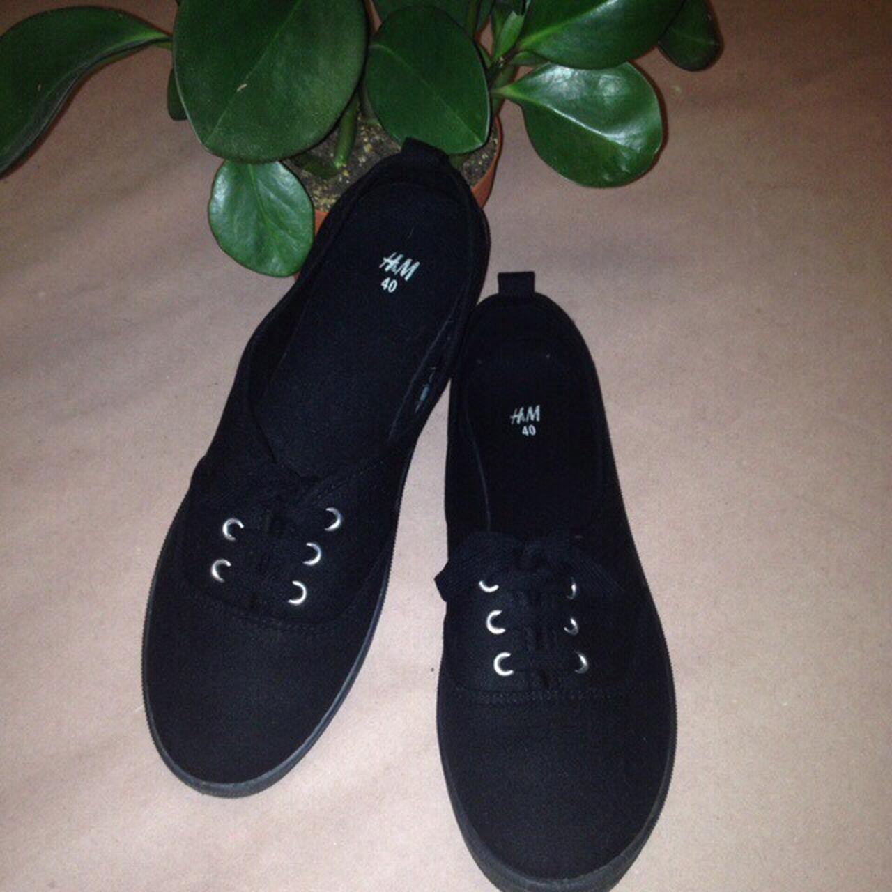 H&M Women's Black Trainers Depop