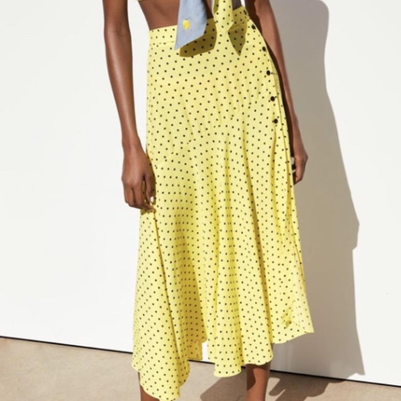 Zara yellow polka dot midi skirt. Size ...