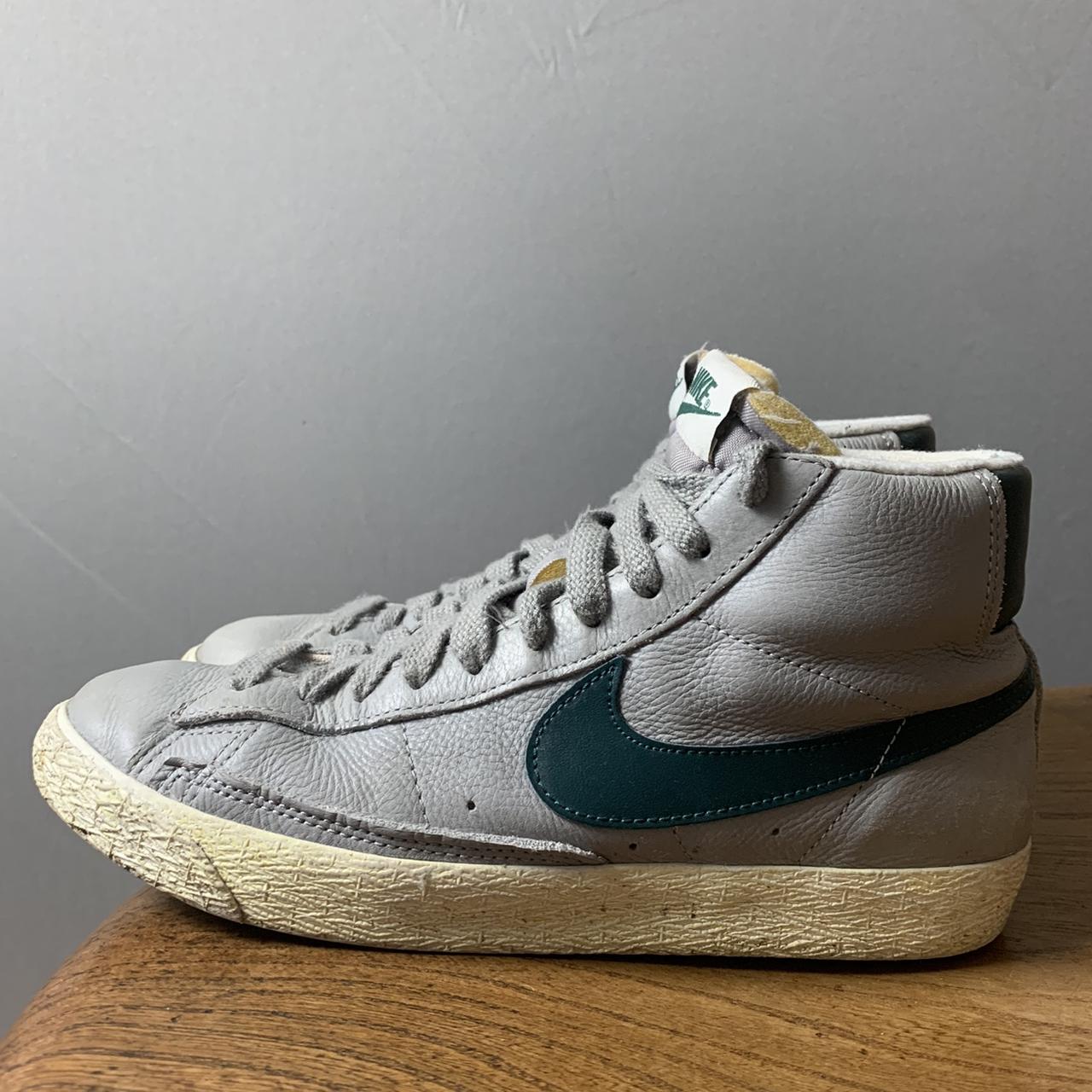 nike blazers womens grey