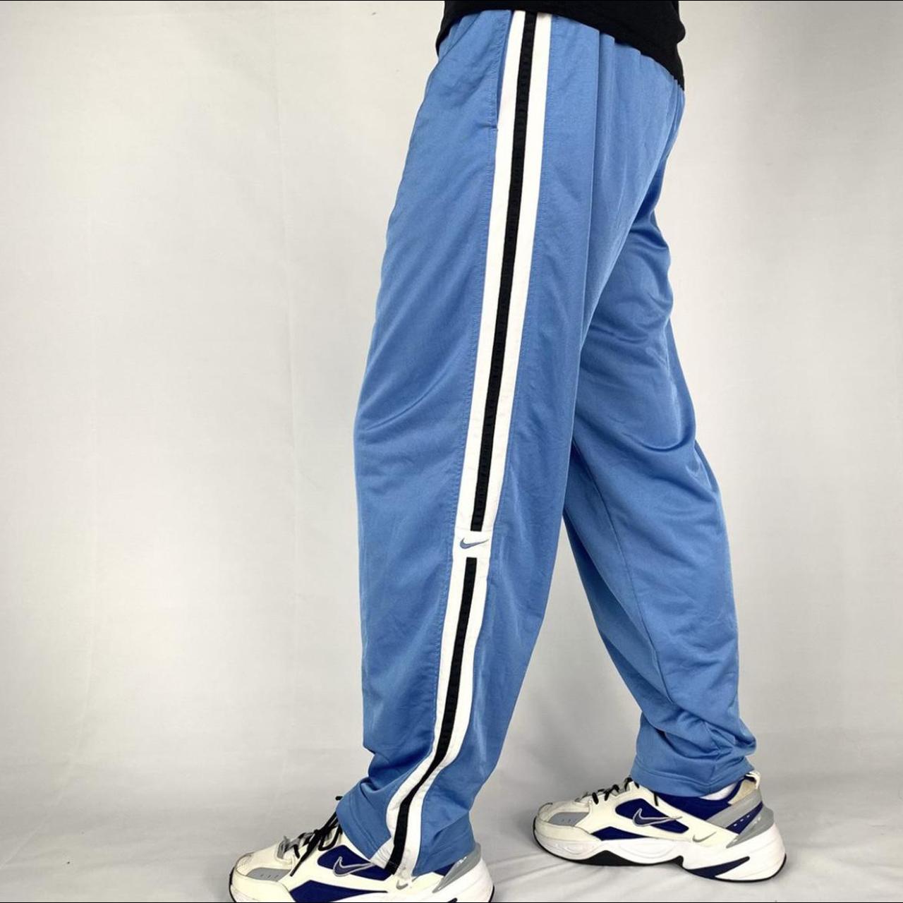 nike medium tracksuit bottoms