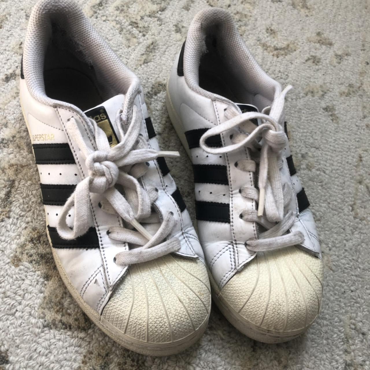 Used sneakers. Men’s 6.5 = women’s 7.5 #adidas - Depop