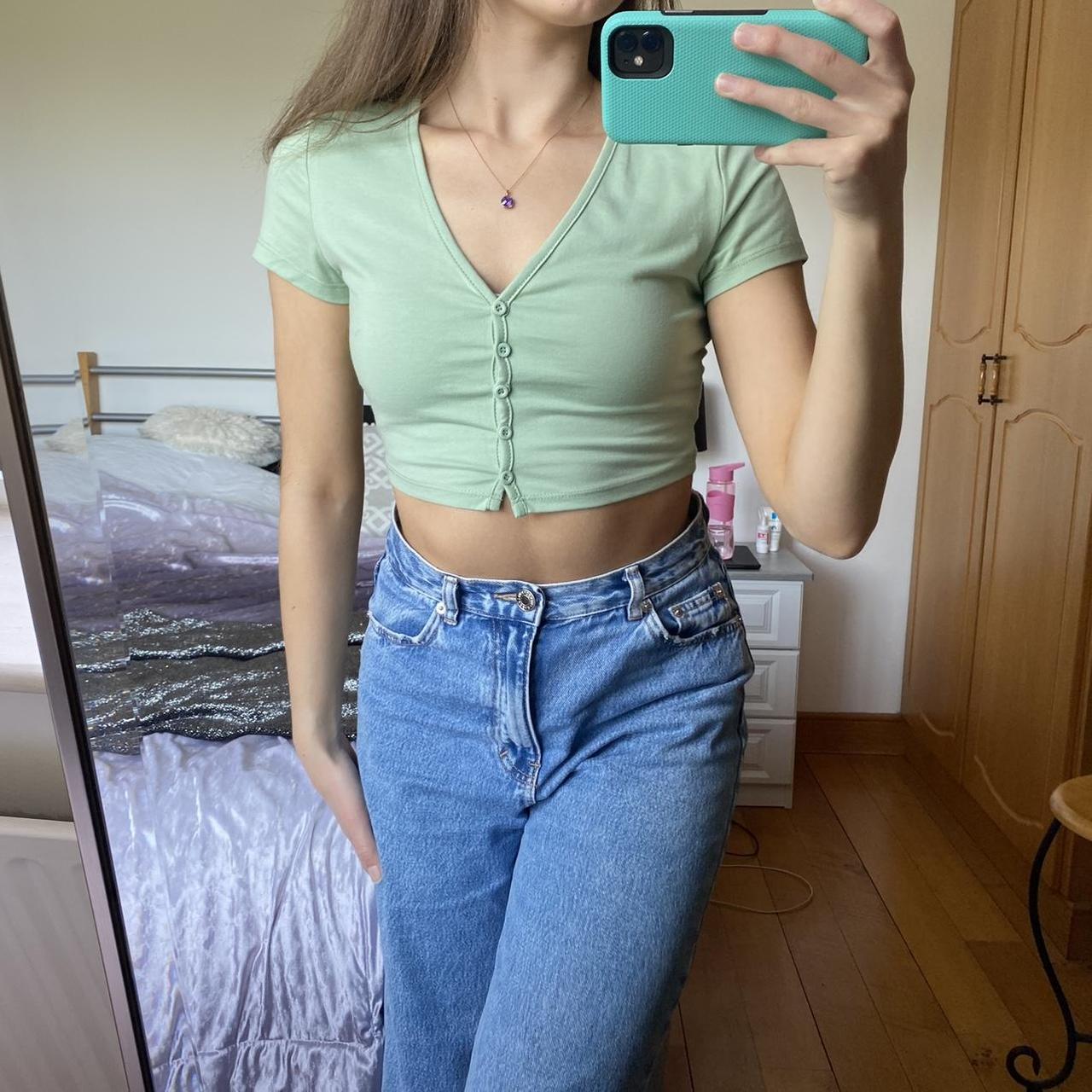 Women's Green Crop-top | Depop