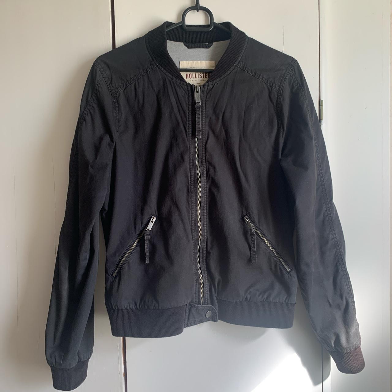 Hollister black 2024 bomber jacket