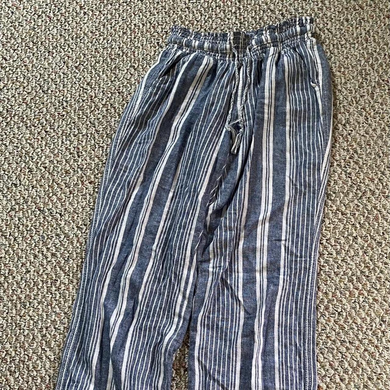 Blue and white stripped pants with singed waist band - Depop