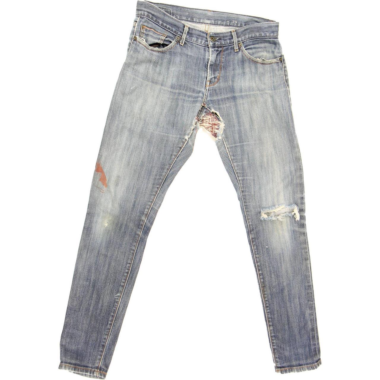 Levi's Trashed Worn Skinny Jeans 32 X... - Depop