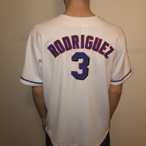 Vintage 90s Iván Rodriguez Texas Rangers Jersey - Depop