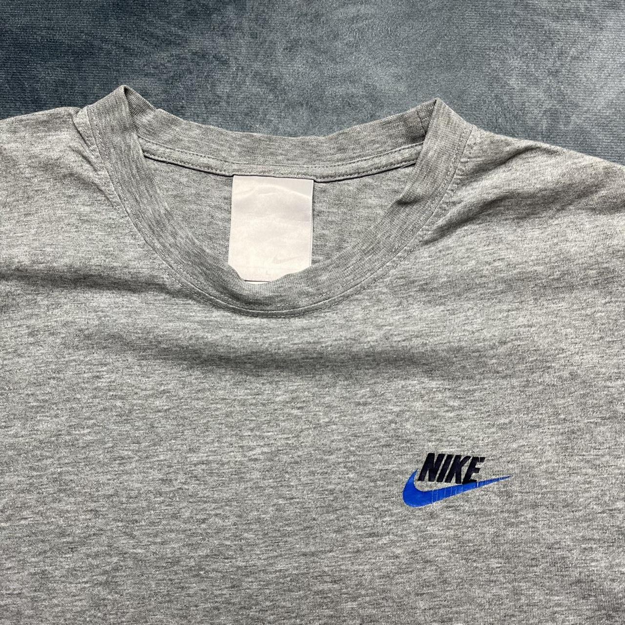 Nike Men's Grey and Blue T-shirt | Depop