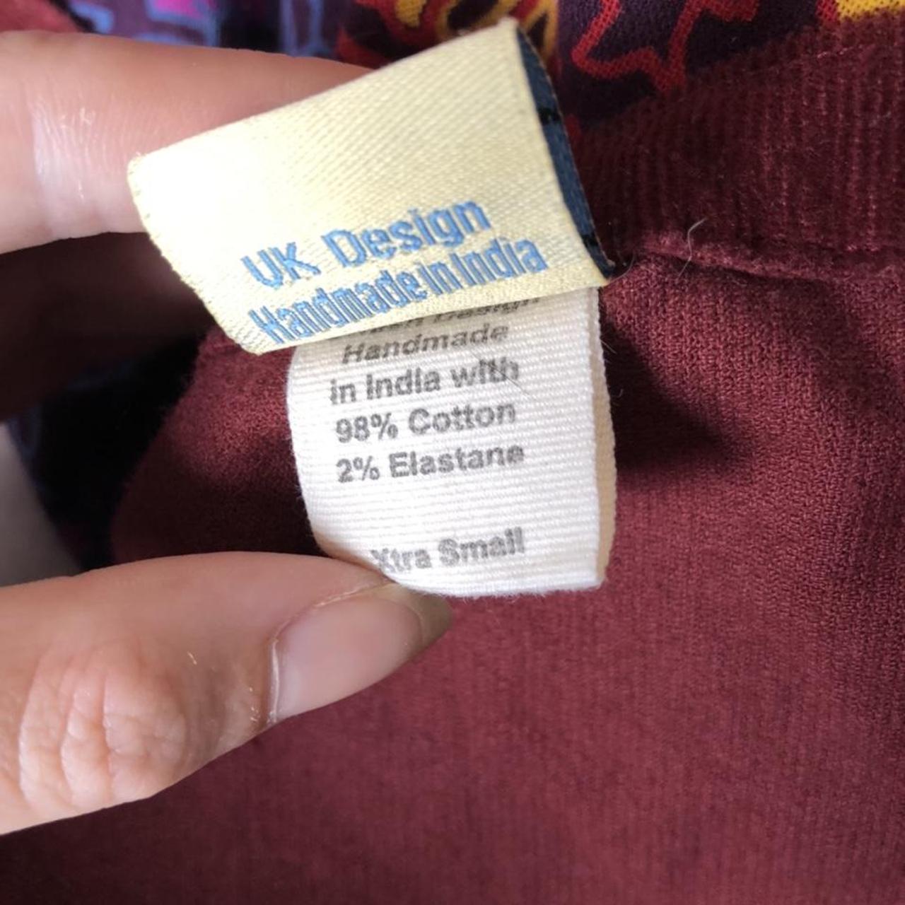 MESSAGE BEFORE BUYING LUCY AND YAK... Depop