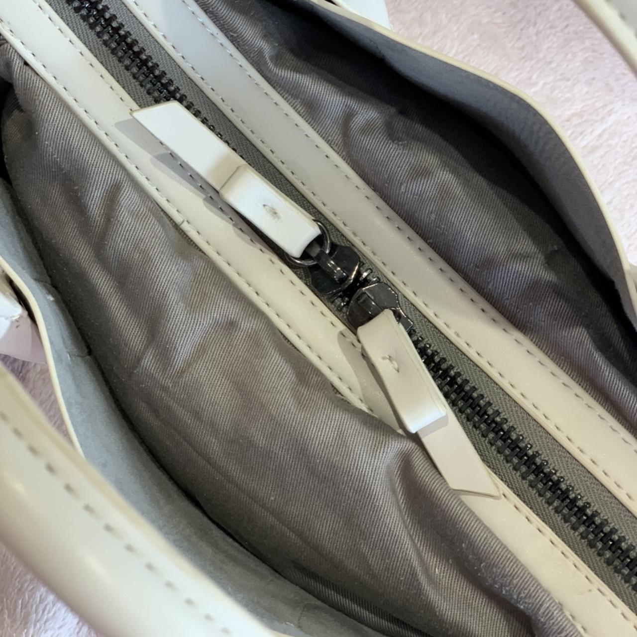 Zara off-white bag with long and short handles - Depop