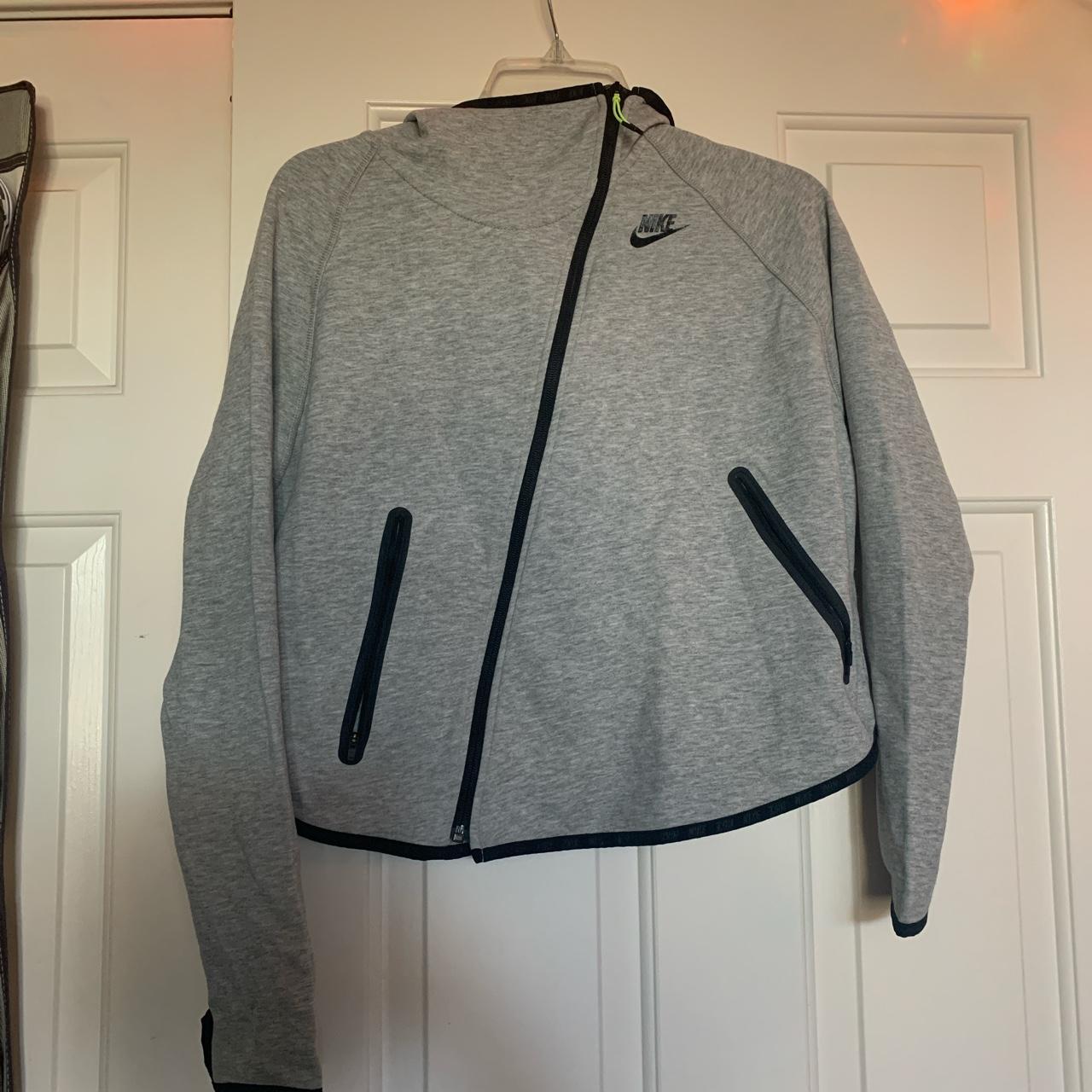 Nike grey butterfly discount hoodie