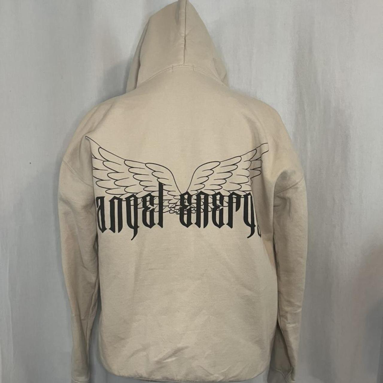 Boohoo Women's Cream Hoodie Depop