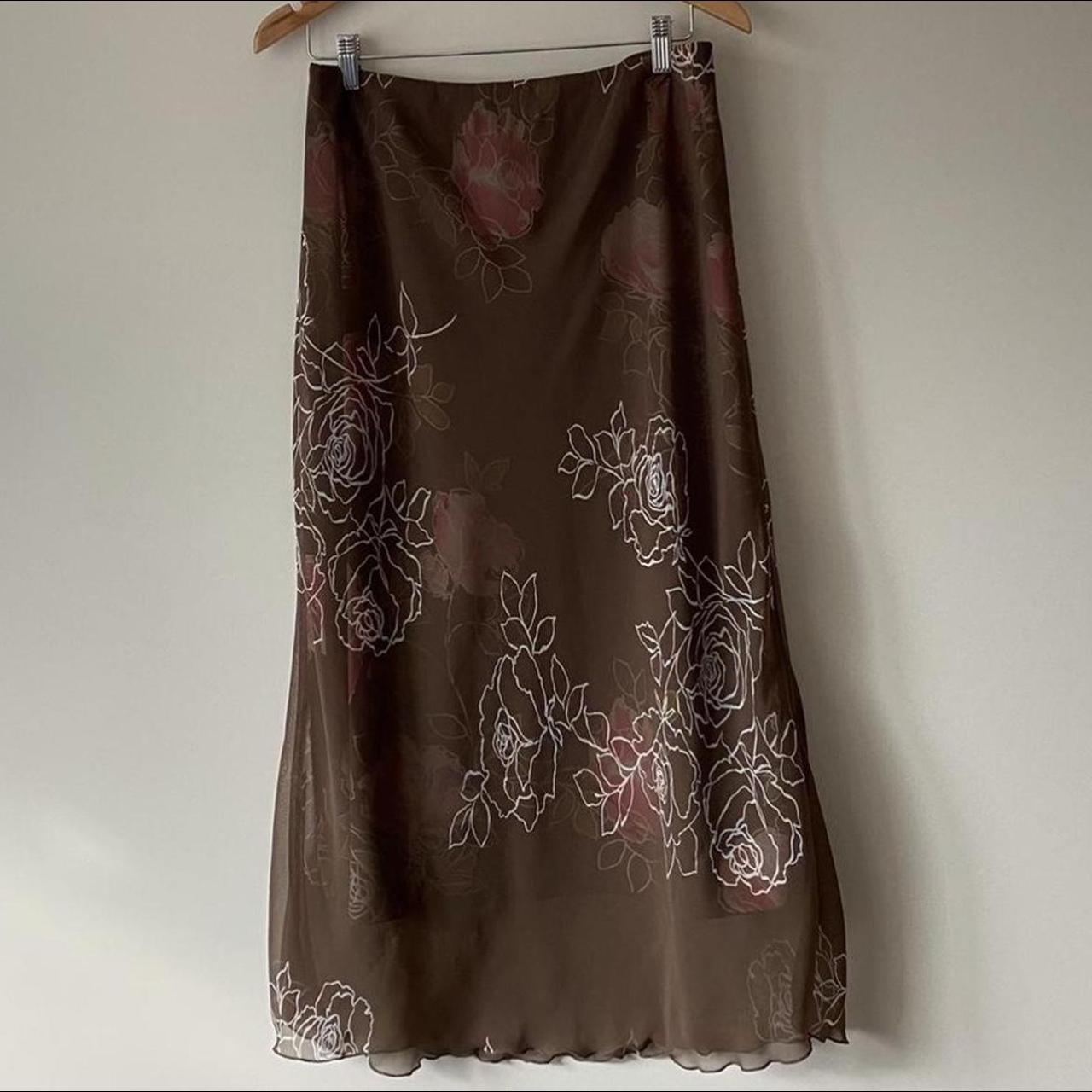 Gorgeous 90s brown floral maxi skirt Size 10 - Depop