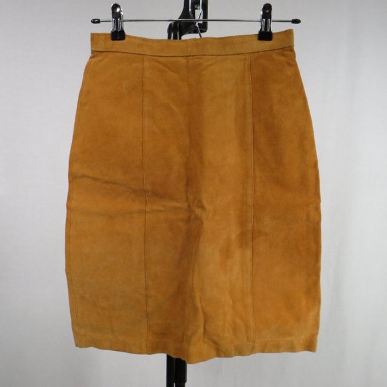 Fox Run tan suede skirt. Rear zip... - Depop