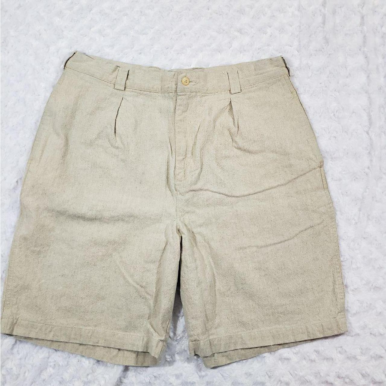 Gap Men's Tan and Cream Shorts | Depop