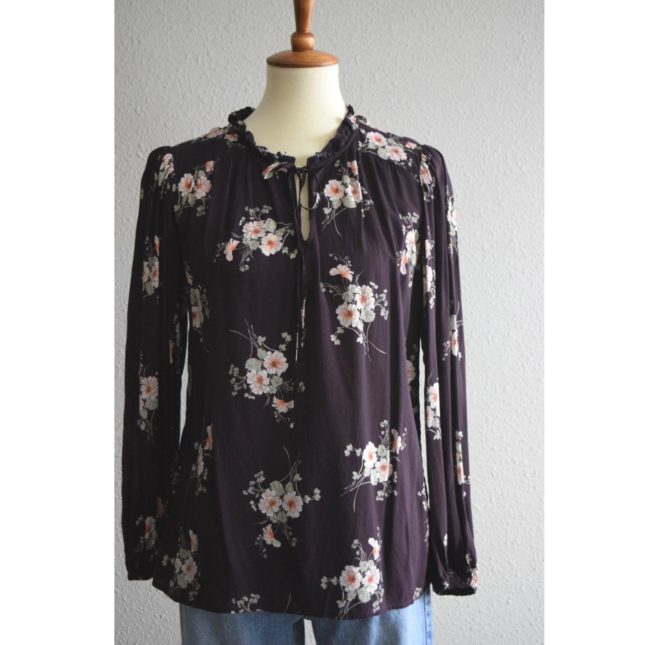 Velvet Women's Purple and Tan Blouse | Depop