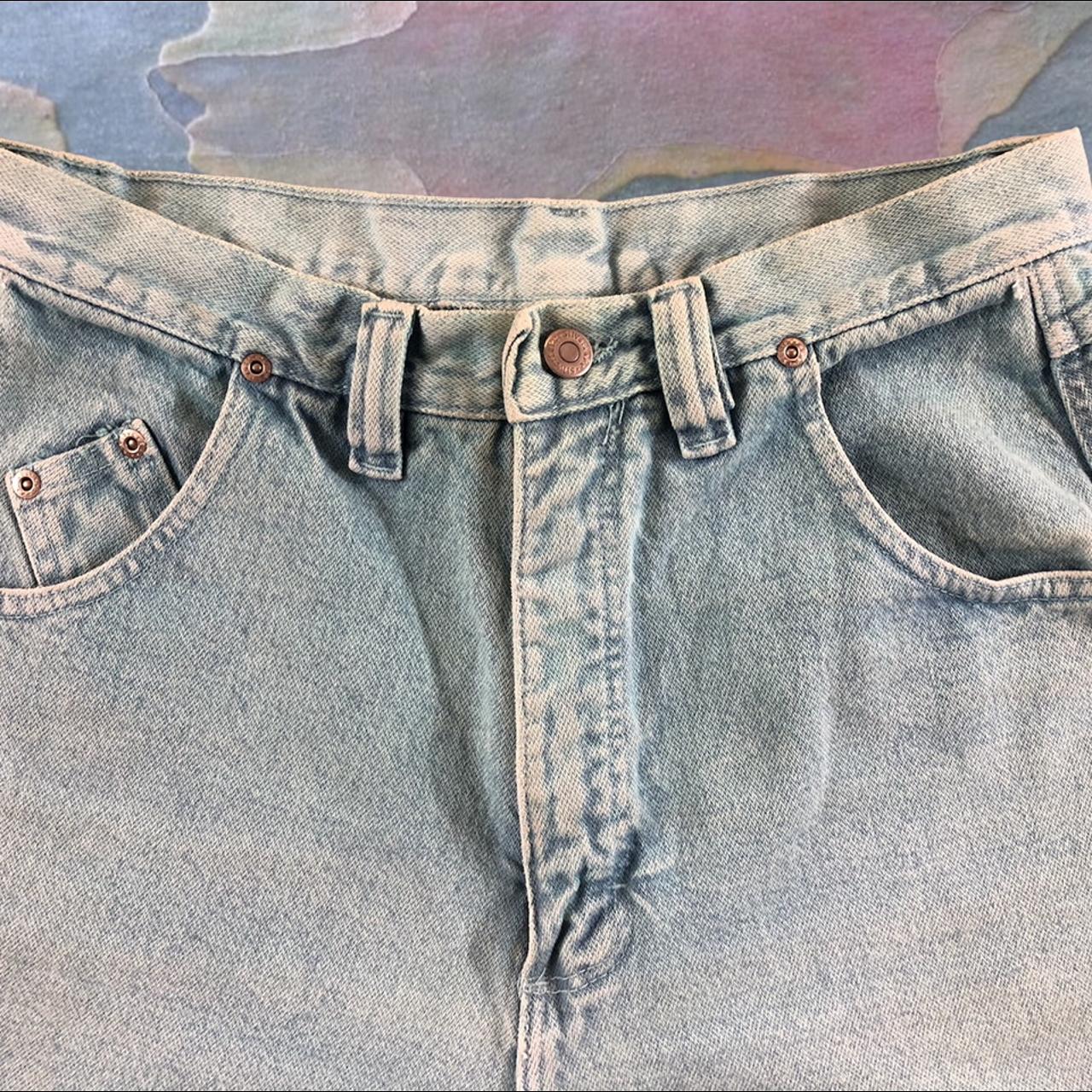 1980s Wrangler denim jeans. Regular fit and bright... - Depop