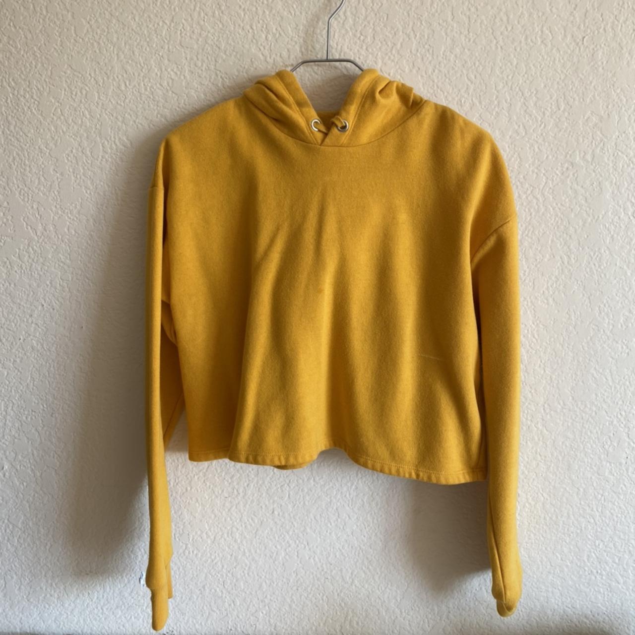 very nice cropped hoodie, really good for the