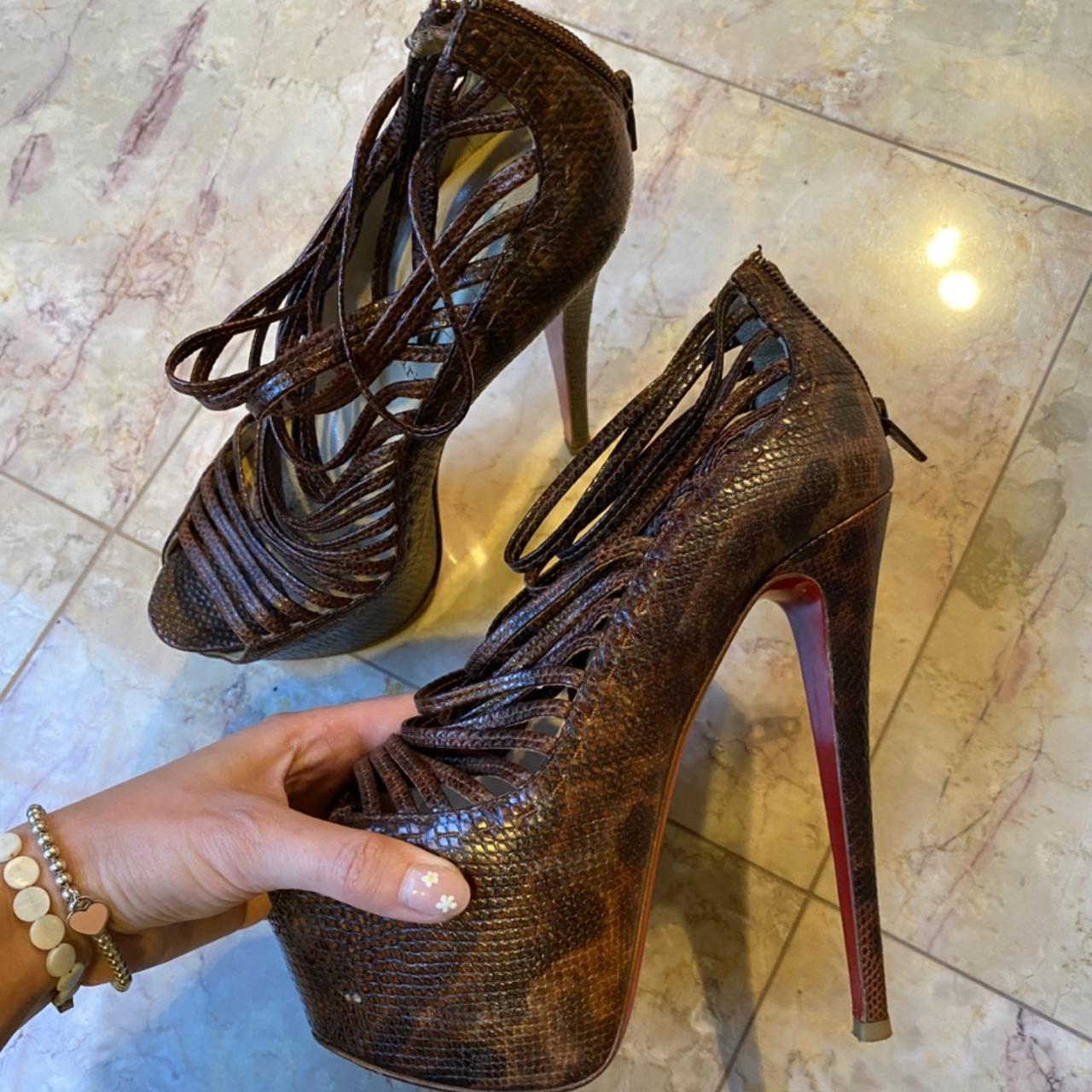 Strappy on sale louboutin sandals