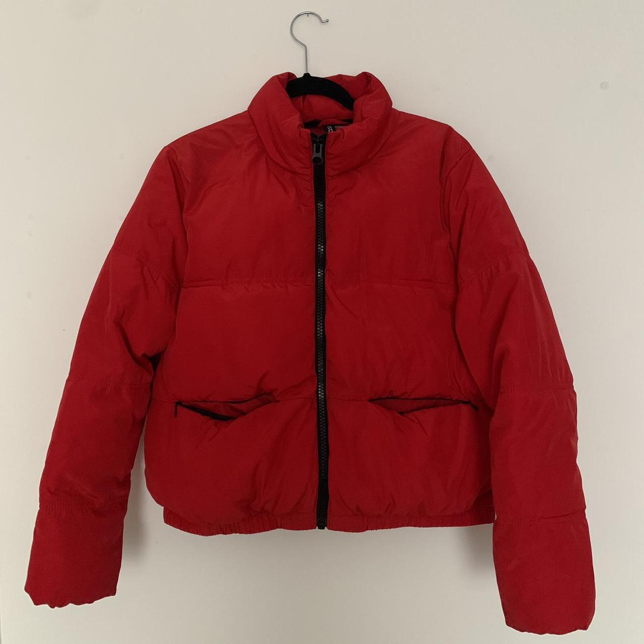 Red H\u0026M cropped contrast puffer jacket 