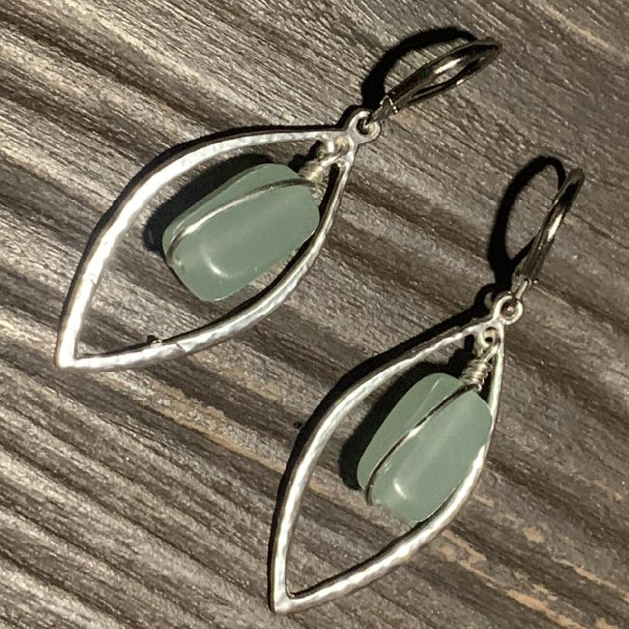 Product Image 1 - PREHNITE silver tear drop earrings.