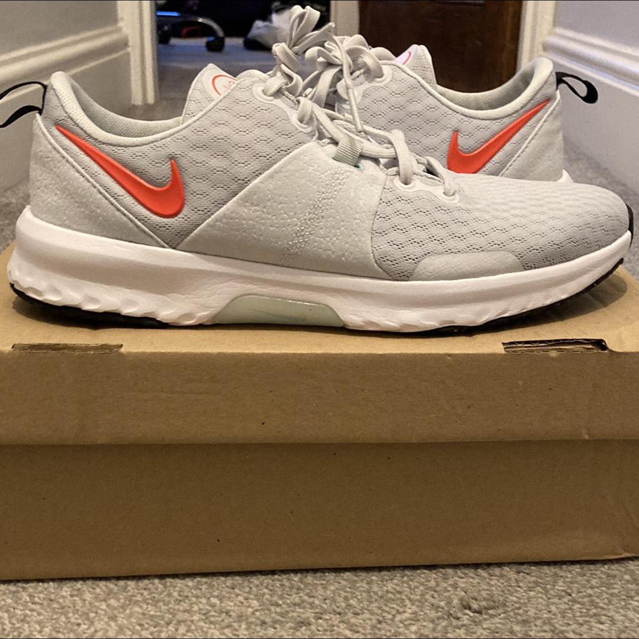 Nike Training City Trainer 3 in white and red Box - Depop