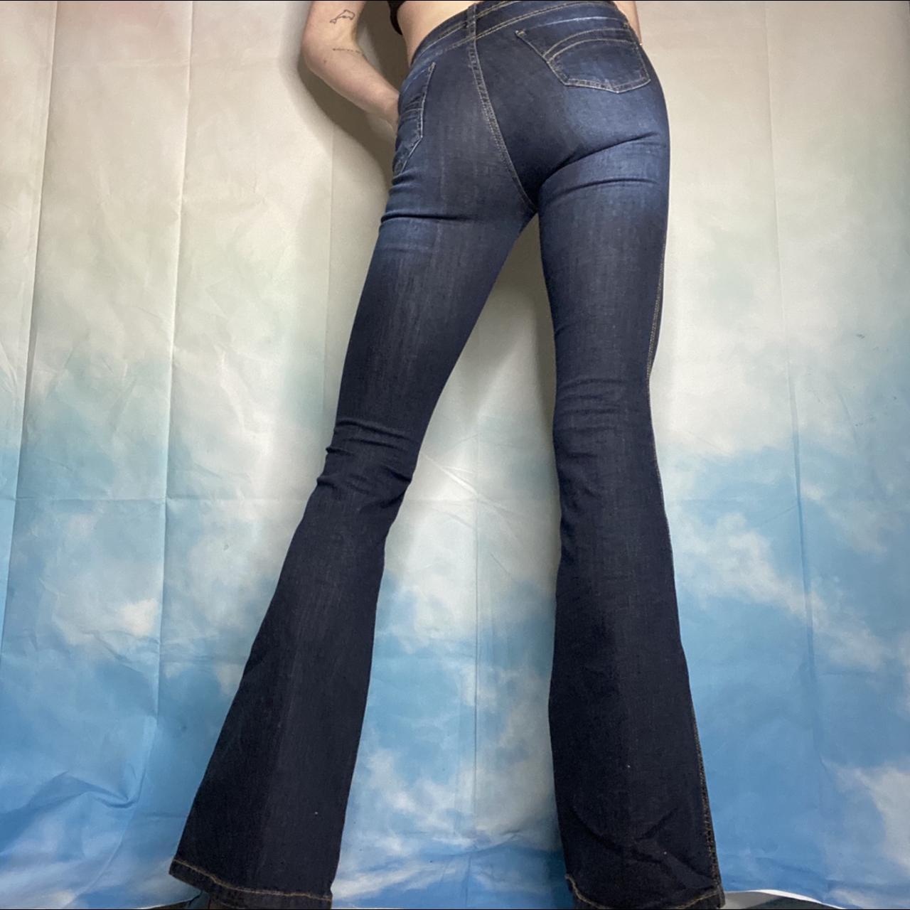 AMZING VINTAGE Y2K FLARE JEANS, These are insane,...