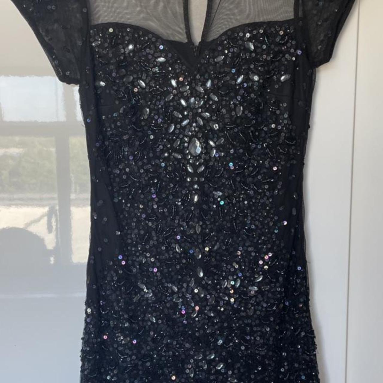 Glamorous party dress worn on only two occasions... - Depop