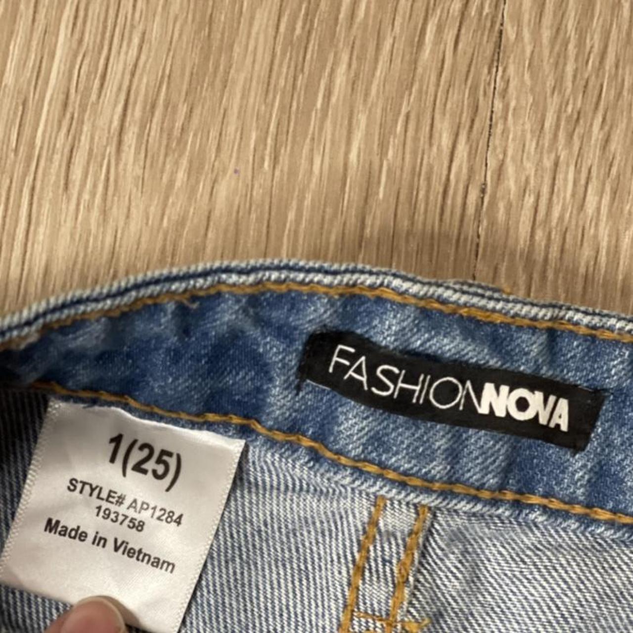 Fashion Nova Women's Blue Jeans (3)