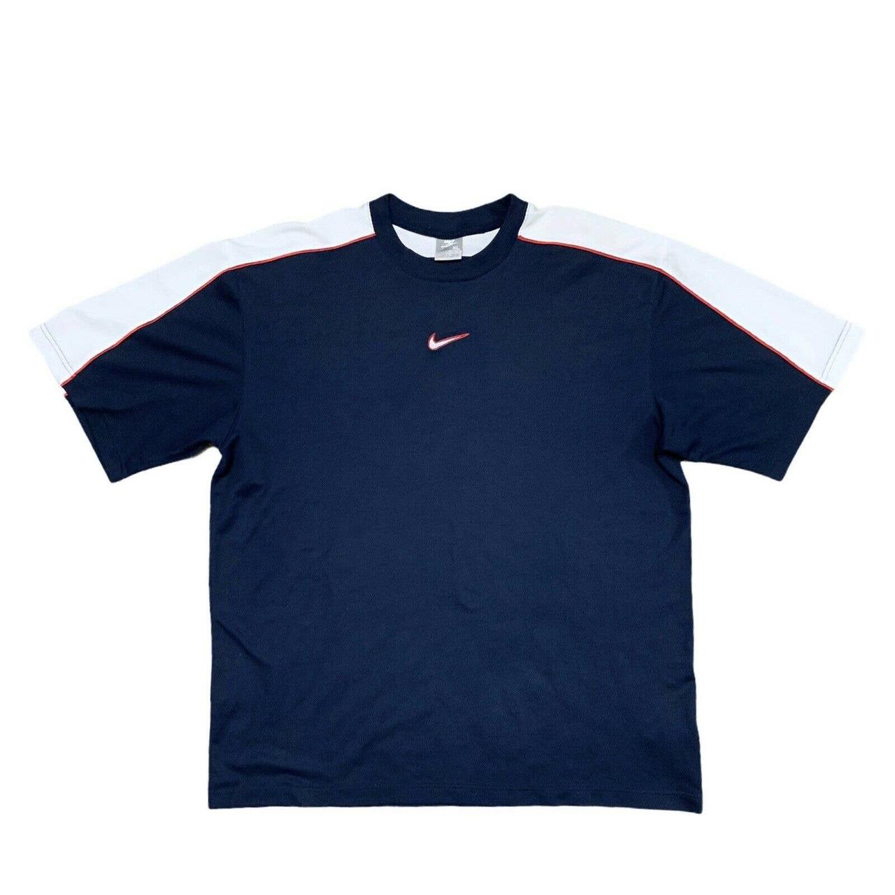 Nike Men's White and Navy T-shirt | Depop