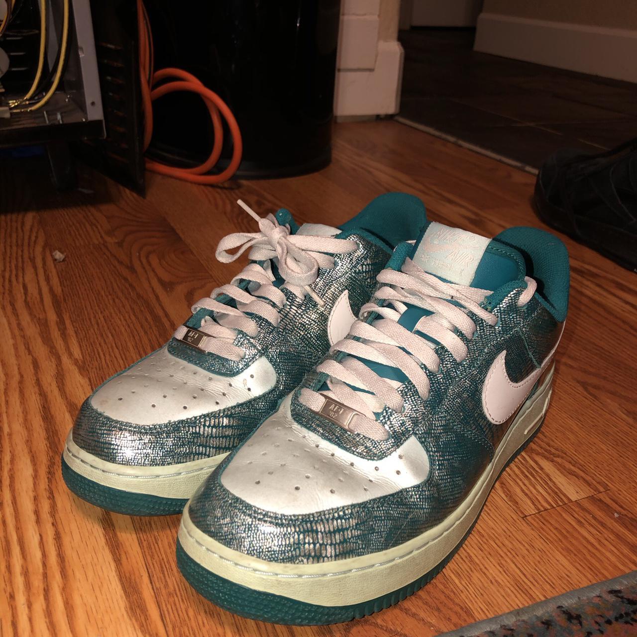 NIKE AF1 air force 1 one 07. Radiant Emerald...