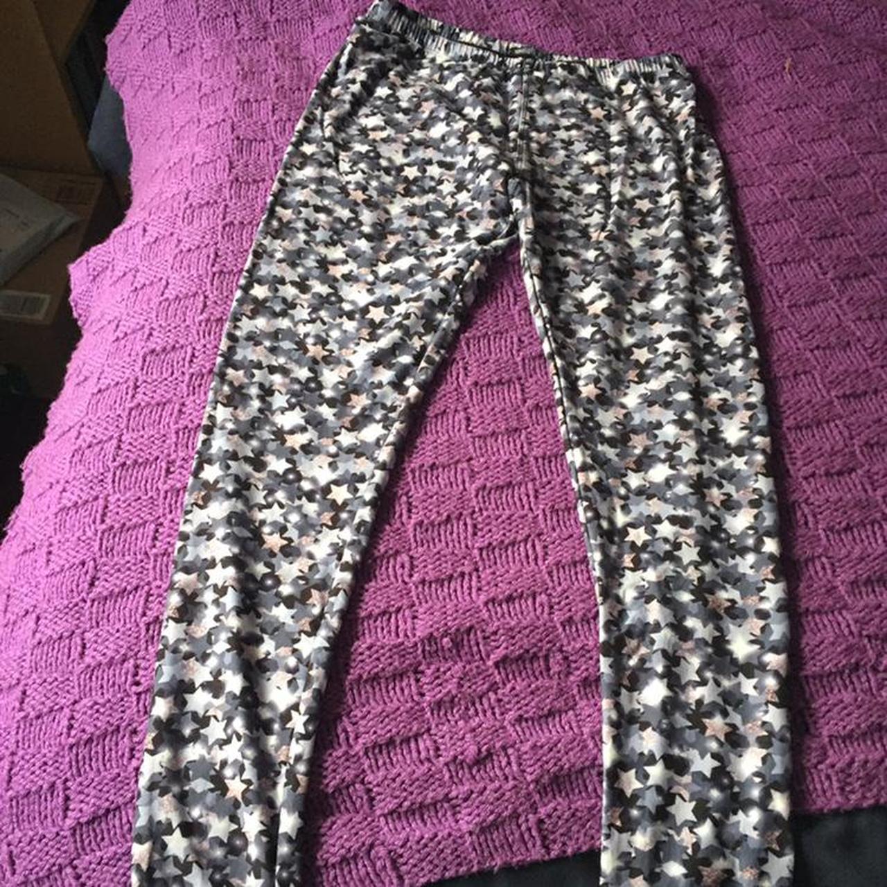 Lucy Locket Loves stars casual leggings in size 1... - Depop