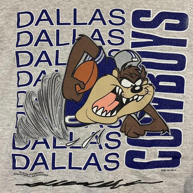 Vintage 1994 Looney Tunes Dallas Cowboys Crewneck - Depop
