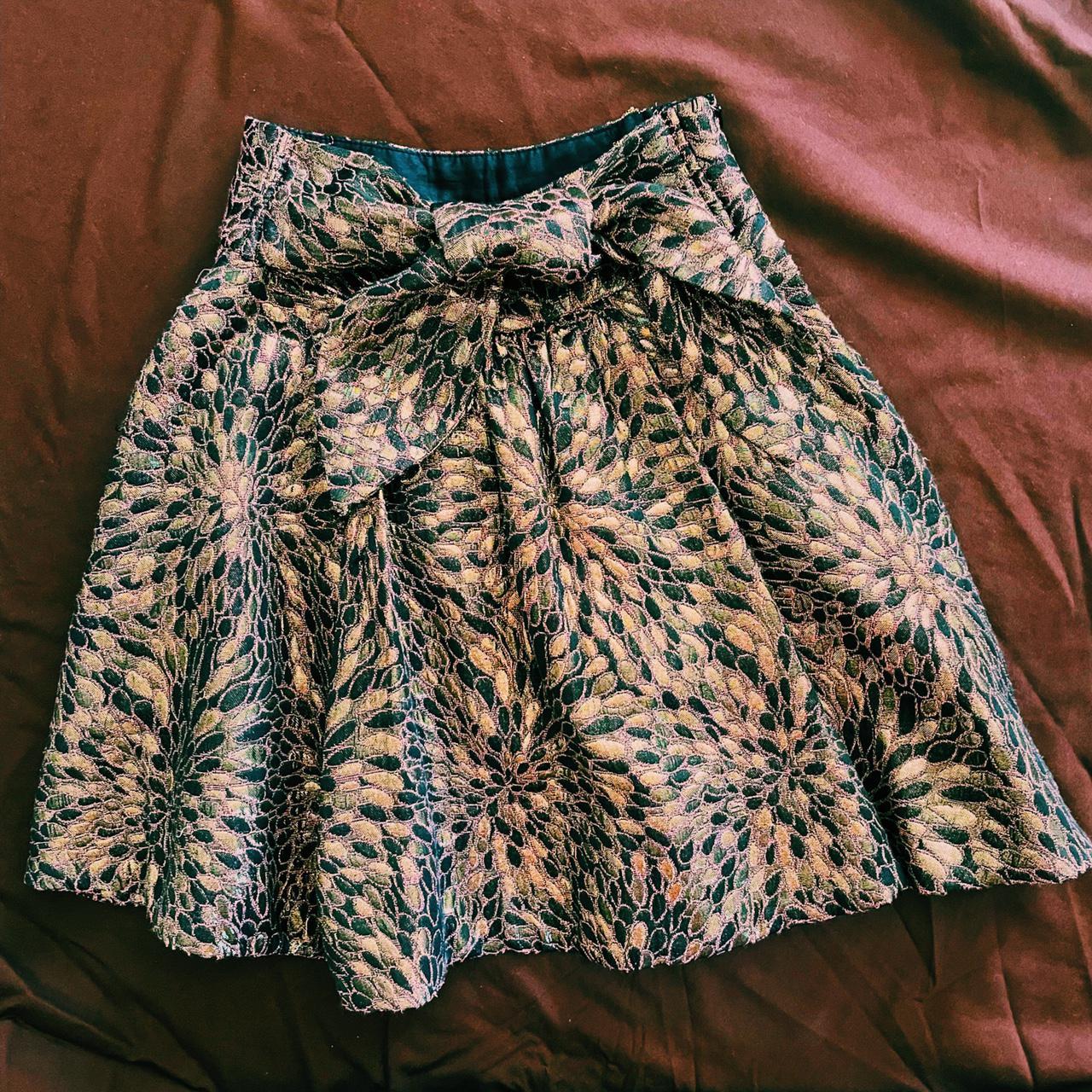 Zara Women's Black and Gold Skirt Depop